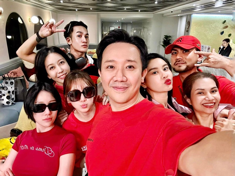 Về mối quan hệ với Trấn Thành, Trương Quỳnh Anh chia sẻ trên Arttimes, cô chơi với Hari Won trước, rồi mới thân với Trấn Thành.