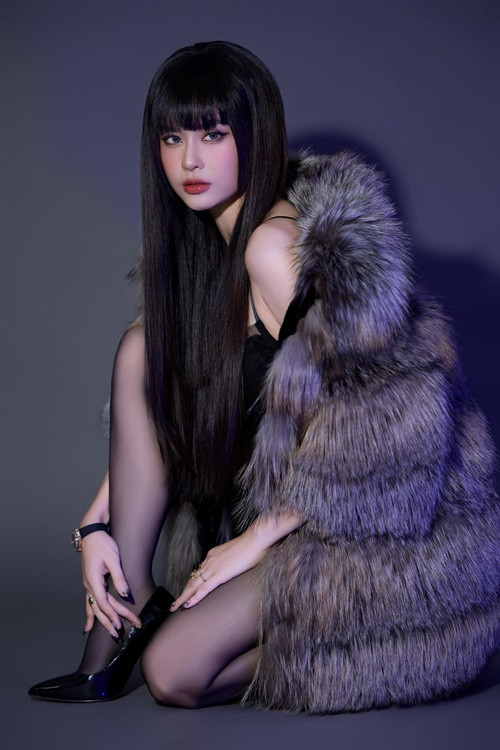 Năm 2023, Trương Quỳnh Anh thú nhận, có vài người muốn tìm hiểu nhưng cô từ chối vì cảm thấy không phù hợp. Trương Quỳnh Anh muốn sống trong khoảng thời gian độc thân vui vẻ lâu một chút.