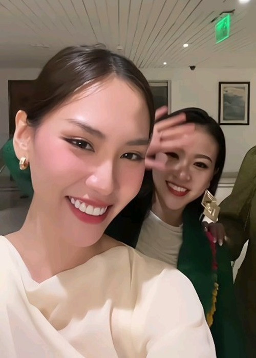 Mai Phương giới thiệu đại diện Nhật Bản trong một video. Ngoài ra, đại diện Việt Nam còn trổ tài nói tiếng Nhật.