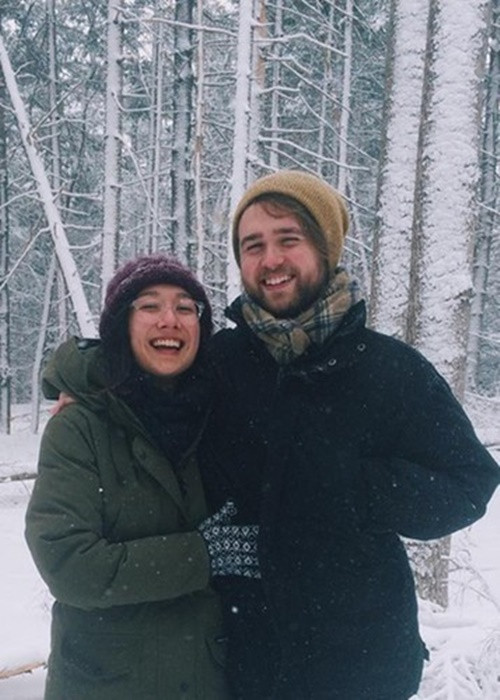 Cặp đôi có nhiều sở thích chung như âm nhạc, du lịch, ẩm thực, đọc sách.