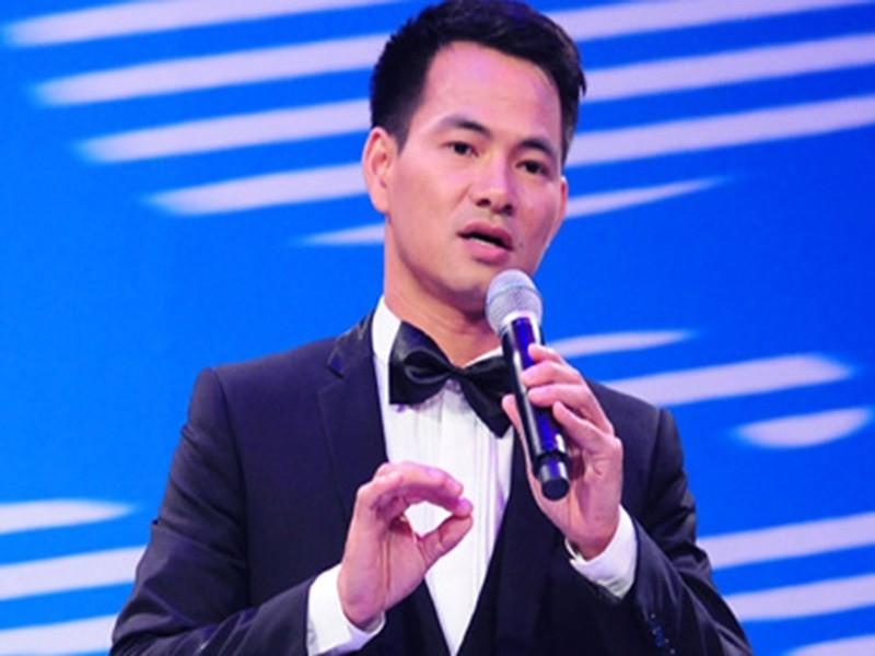 Xuân Bắc còn làm MC nhiều chương trình như: Hỏi xoáy đáp xoay, Đuổi hình bắt chữ, Ơn giời! cậu đây rồi. Bên cạnh đó, anh thường xuyên được mời làm giám khảo gameshow. Ảnh: Người Đưa Tin.