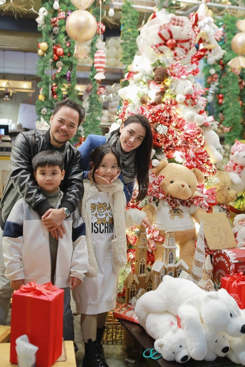 Trang Nhung từng tâm sự, cô được mẹ chồng hết mực yêu thương.