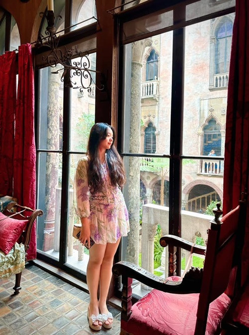 Ngoài niềng răng, con gái nhạc sĩ Minh Khang còn giảm cân thành công. Ảnh: FBNV.