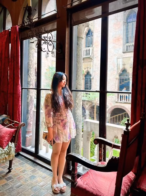 Ngoài niềng răng, con gái nhạc sĩ Minh Khang còn giảm cân thành công. Ảnh: FBNV.