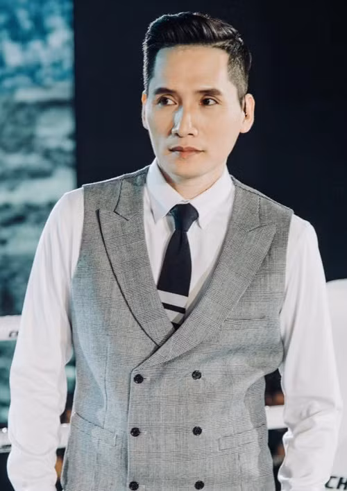 Tuy nhiên, một số cư dân mạng đã cắt xén phát ngôn của Quốc Khánh thành: "Rồi Taylor Swift sẽ cho anh này ra rìa sớm thôi, cư xử gì mà cục cằn, mất hình ảnh thế, anh cần ngồi tĩnh lặng và nghe đi nghe lại bài Safe &amp; Sound".