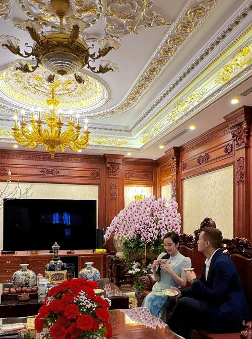 Chồng sắp cưới của Kim Oanh từng làm việc ở nước ngoài vài năm.