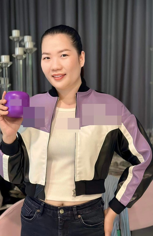 Vài tháng qua, Thúy Kiều tích cực bán hàng online. Ảnh: FBNV.