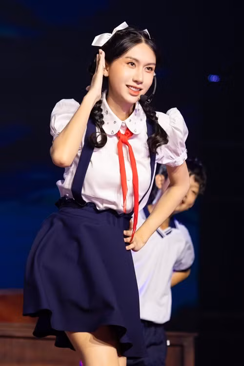 Lynk Lee khoe được bạn trai ủng hộ khi thi Chị đẹp đạp gió rẽ sóng.