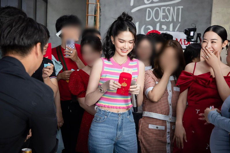 Cô đã trở lại với công việc kinh doanh sau Tết Nguyên đán.