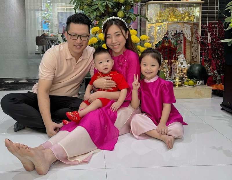 Sau 2 lần sinh nở, em gái Trấn Thành vẫn trẻ trung, xinh đẹp.