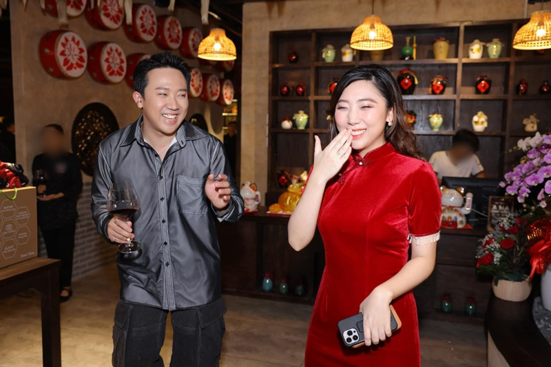 Huỳnh Mi được gia đình hỗ trợ khi bước đầu lập nghiệp kinh doanh.