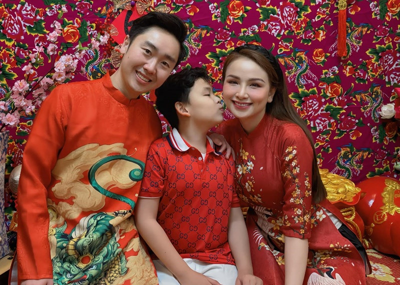 Sau đám cưới, Diễm Hương liên tục khoe được chồng chiều chuộng. Cô chia sẻ, trong nhà, Thanh Duy là đầu bếp chính.