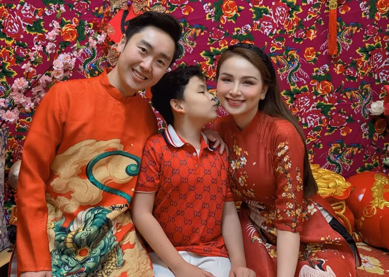 Sau đám cưới, Diễm Hương liên tục khoe được chồng chiều chuộng. Cô chia sẻ, trong nhà, Thanh Duy là đầu bếp chính.