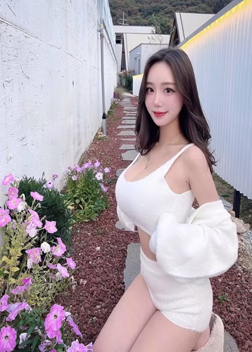 Cô nàng được nhiều fan dự đoán sẽ tiến xa hơn trong tương lai nhờ lợi thế ngoại hình.