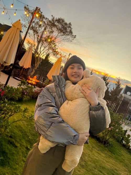 Nữ ca sĩ cùng quý tử nghỉ dưỡng ở Đà Lạt cách đây không lâu.