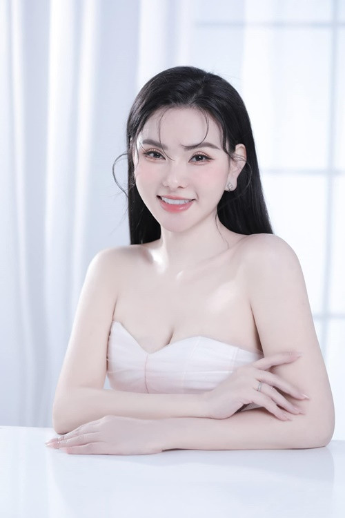 Nữ ca sĩ lấn sân sang lĩnh vực kinh doanh. Hiện tại, cô là một CEO.