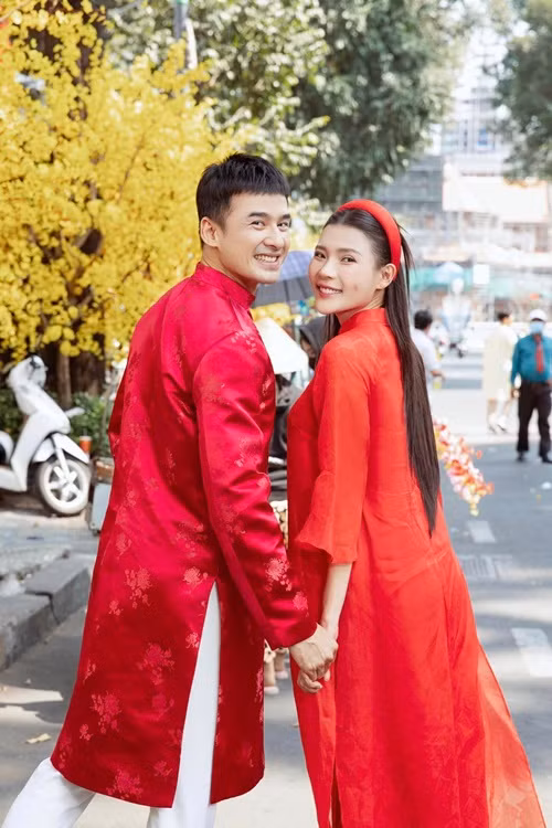 Ồn ào năm 2022 của Lương Thế Thành dường như không ảnh hưởng đến tổ ấm của nam diễn viên. Trên trang cá nhân, Lương Thế Thành liên tục khoe hôn nhân hạnh phúc bên Thúy Diễm.