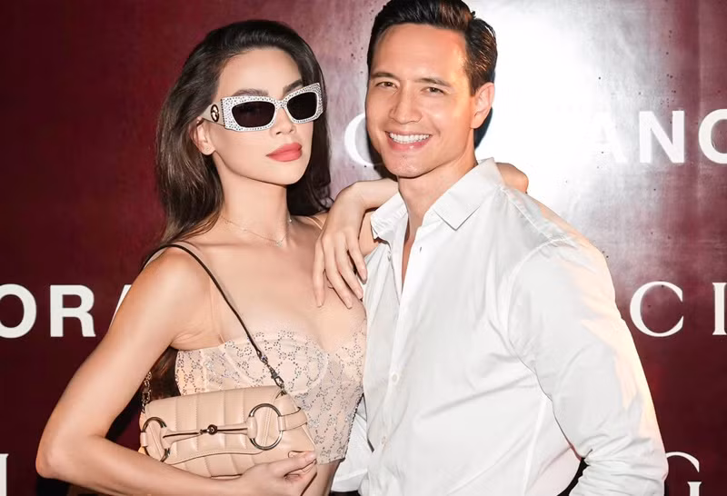 Nữ ca sĩ thường xuyên được chồng hộ tống tham gia các sự kiện. Ảnh: FBNV.