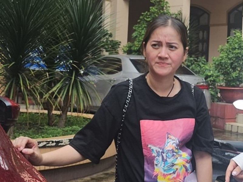 Hồng Loan chia sẻ trên Dân Trí, trong những lần gặp nhau để giải quyết việc phân chia tài sản theo yêu cầu của cơ quan chức năng, cô và Hồng Phượng dường như không tìm được tiếng nói chung. Ảnh: Pháp Luật TP HCM.