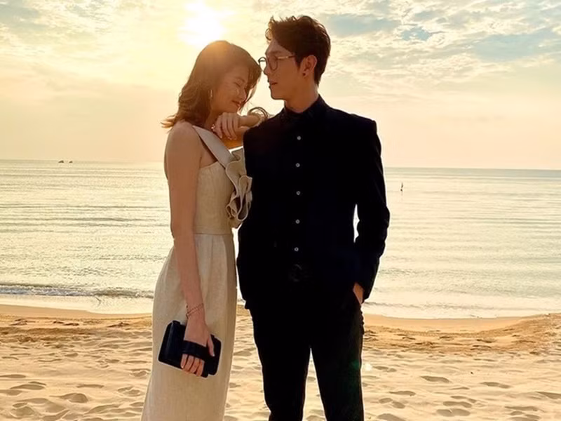 Tháng 2/2020, Song Luân bất ngờ đăng tải ảnh thân mật bên người mẫu Thu Hằng trên trang cá nhân. Một số khán giả đặt nghi vấn cả hai đang hẹn hò. Ảnh: Znews.