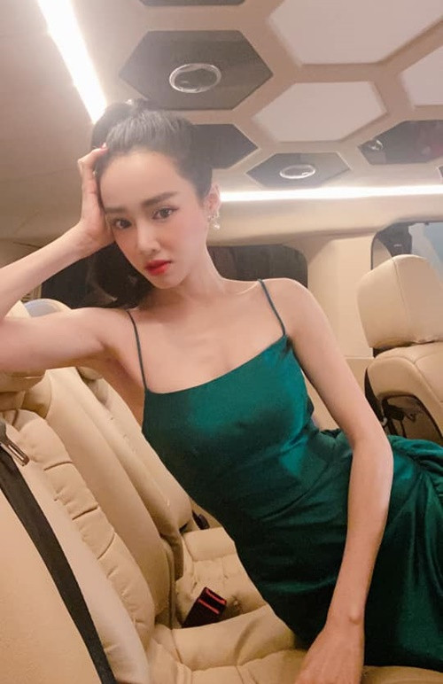 Cuoc song “tien day tui tinh day tim” cua Nha Phuong o tuoi 34