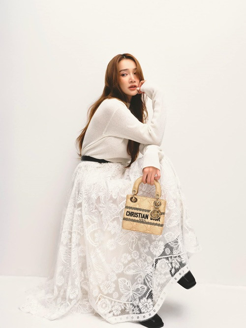 Vợ Trường Giang từng công khai mức doanh thu của công ty dao động từ 500 triệu - 1,5 tỷ mỗi tháng.