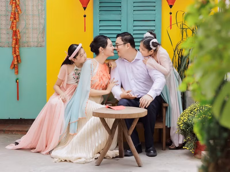 Gia đình nàng hậu sang Trung Quốc từ ngày 4/2.