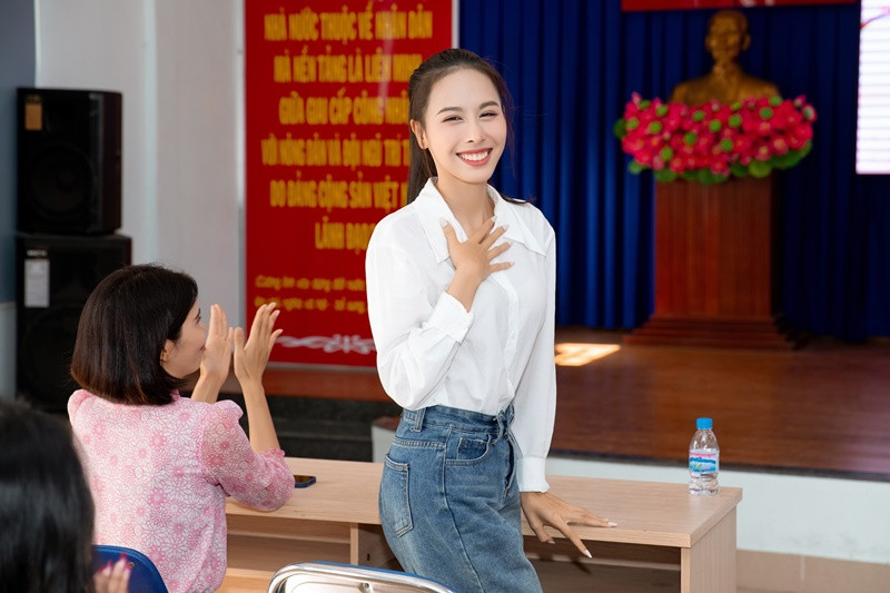 Cô đoạt ngôi vị Á hậu 2 cuộc thi Hoa hậu Liên lục địa vào năm 2023.