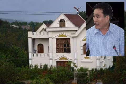 Khi được hỏi về khu biệt thự 2 tầng, nhà chòi, hồ bơi, hồ cá, nhà bếp... xây dựng trái phép trên thửa đất nông nghiệp rộng gần 1ha, ông Nguyễn Sỹ Kỷ - Phó Ban Nội chính tỉnh Đắk Lắk cho biết, công trình là tài sản cả đời của gia đình, vợ chồng ông phải lao động cật lực mới có: "Ngày tôi làm ở thanh tra tỉnh, tối lo chạy xe ôm thâu đêm. Vợ chồng còn phải nuôi gà, heo góp nhặt từng đồng".