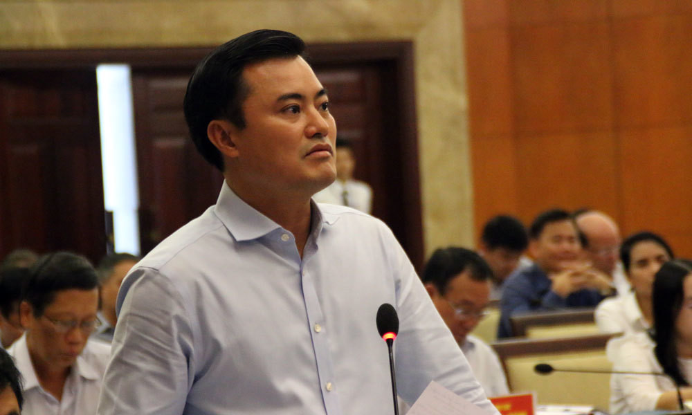 Ngày 29/9/2015, trong buổi họp báo của Sở GTVT TP HCM, Giám đốc Sở GTVT TP.HCM Bùi Xuân Cường phủ định việc TP HCM xảy ra ùn tắc giao thông: “Ùn tắc là xe phải đứng im trong 30 phút, còn các vụ việc kẹt xe kéo dài ở TP.HCM chỉ là ùn ứ vì xe vẫn có thể nhúc nhích được".