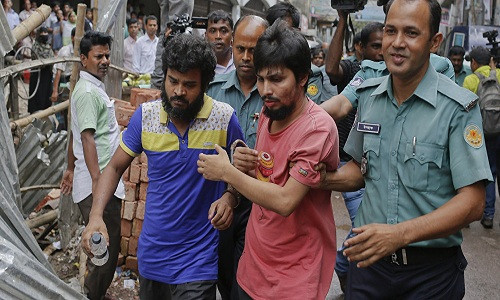 Phien quan Hoi giao doa giet hang loat nha bao quoc te