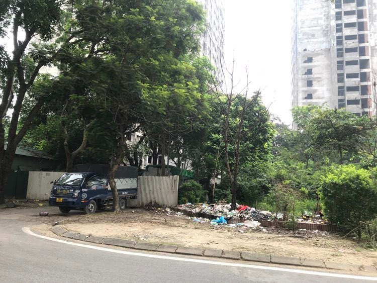 Xót xa loạt lô đất "hoang tàn" của Tổng công ty HUD - Hình 7 Xot xa loat lo dat