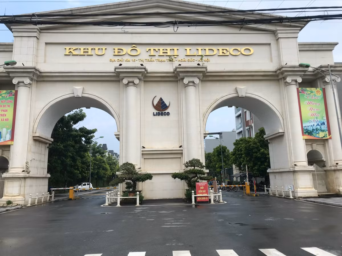 Hang tram biet thu trieu do Lideco bo hoang... nhech nhac, lang phi