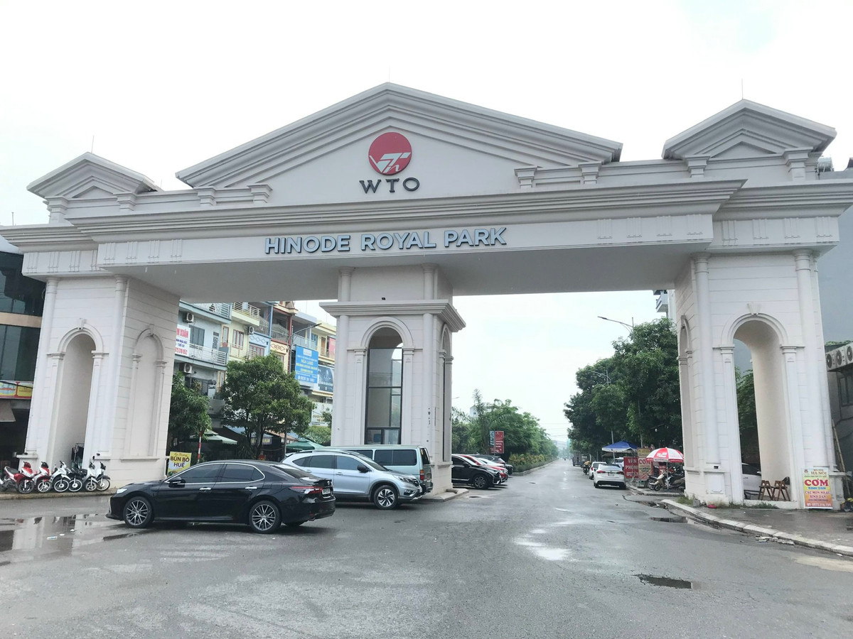 Siêu dự án 146,7ha Khu đô thị mới Kim Chung – Di Trạch tại huyện Hoài Đức, Hà Nội giao Tổng Công ty thương mại và xây dựng (WTO) làm chủ đầu tư ngay từ năm 2006. Dự án Kim Chung - Di Trạch (Hoài Đức) được đổi tên thành Hinode Royal Park sau nhiều năm "đắp chiếu".