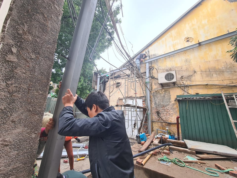 Vi pham TTXD, Tong cong ty van tai Ha Noi Transerco phai do khung sat, tra hien trang-Hinh-4