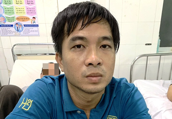  Bị chồng đâm chết ngay cửa nhà mẹ đẻ vì ghen tuông: Đặng Văn Bé Hai (36 tuổi, ngụ huyện Châu Thành A, Hậu Giang) và chị Phan Thị Hải Quỳnh (32 tuổi) là vợ chồng, sinh sống phường Hưng Lợi, quận Ninh Kiều, TP Cần Thơ. Trong quá trình sinh sống, Bé Hai nghi ngờ vợ ngoại tình nên ghen tuông, thường xuyên xảy ra mâu thuẫn, khiến chị Quỳnh làm đơn ly hôn. Sau đó chị Quỳnh về nhà mẹ đẻ để ở.