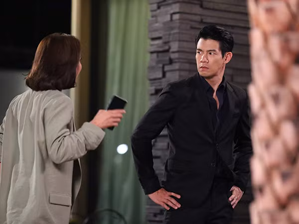 Truoc ngay nop don ly hon, chong giat minh vi vo go cua gap gap...