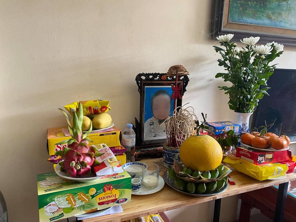 Be trai 9 thang tuoi tu vong sau khi gui o nha bao mau