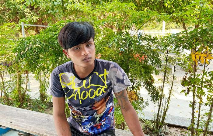  Khởi tố, tạm giam đối tượng giết mẹ ruột: Trong thời gian sinh sống chung nhà cùng mẹ ruột là Neàng B. (SN 1979, ngụ huyện Tịnh Biên, An Giang), Chau Đươnl (SN 1999) thường xuyên bị mẹ la mắng vì cho rằng Đươnl không lo làm ăn mà tụ tập ăn chơi nên đã ra tay sát hại mẹ. Ngày 7/2, Công an tỉnh An Giang cho biết đã khởi tố, bắt tạm giam Đươnl. 