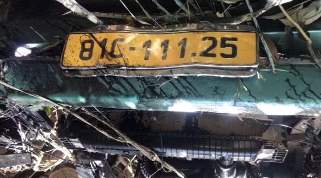 Theo Ban An toàn giao thông tỉnh Gia Lai: Xe 81C-111.25 là loại phương tiện ô tô tải (có mui), năm sản xuất 2014, kiểm định có hiệu lực đến hết ngày 07/12/2022. Chiếc xe này thuộc hợp tác xã dịch vụ vận tải Phước An Gia Lai, địa chỉ: 53 Trần Kiên, Phù Đổng, Pleiku, Gia Lai. 