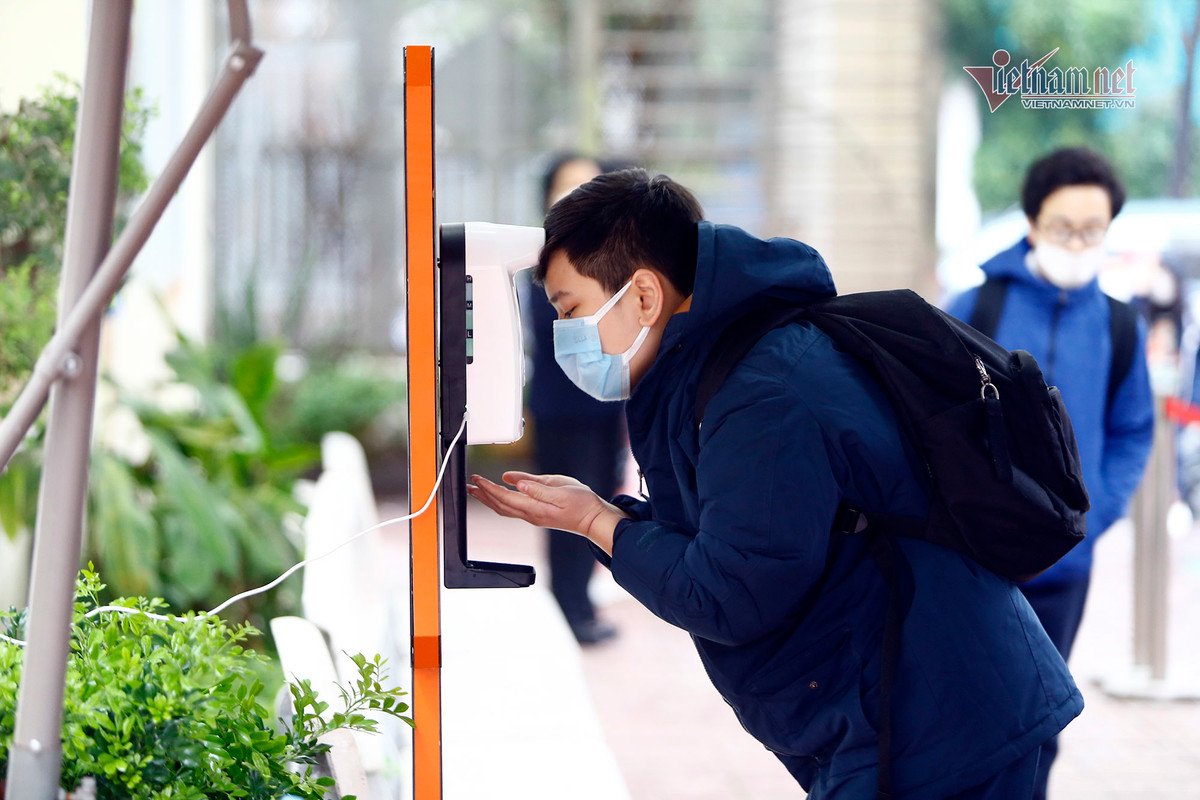 Ngoi truong o Ha Noi lan dau duoc don hoc sinh di hoc truc tiep-Hinh-11