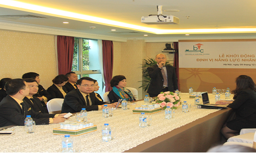 Ông Chu Nguyên Bình, Phó TGĐ BAC A BANK phát biểu khai mạc.