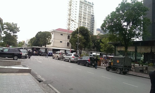 Su that thong tin “Ben xe chui trong long thanh pho”-Hinh-2