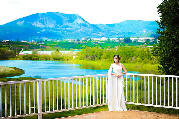 Lý Hải chia sẻ, sau 9 năm gắn bó, anh vẫn thấy Minh Hà là người vợ hoàn hảo, là ‘một nửa’ không thể thiếu của cuộc đời mình.