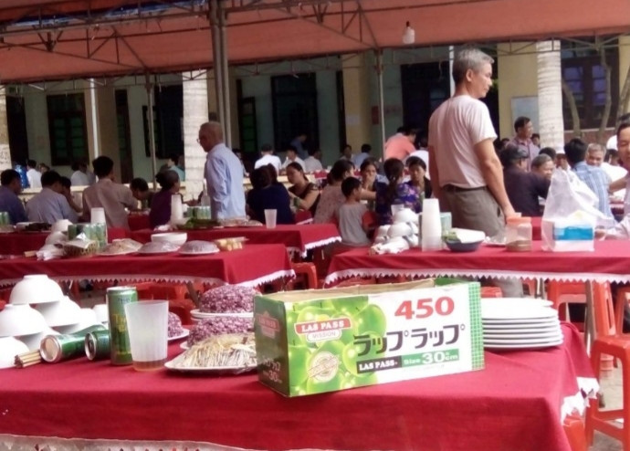 Nghi huu 'doan tu', hat pho Kiem lam o Thanh Hoa mo tiec linh dinh