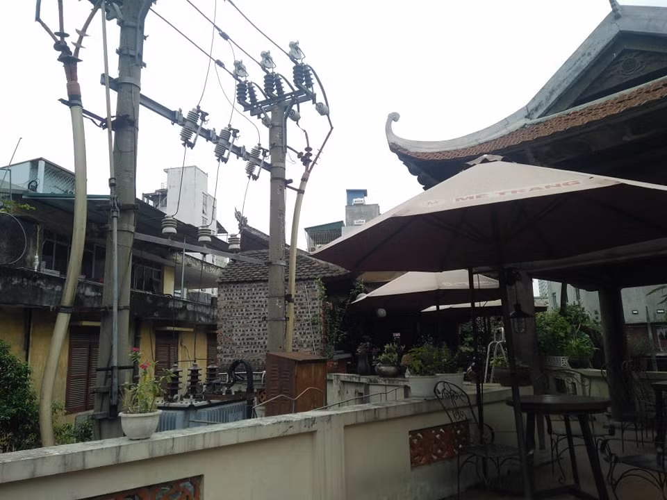 Nha hat mua roi Viet Nam bi “xe thit” lam nha hang-Hinh-4