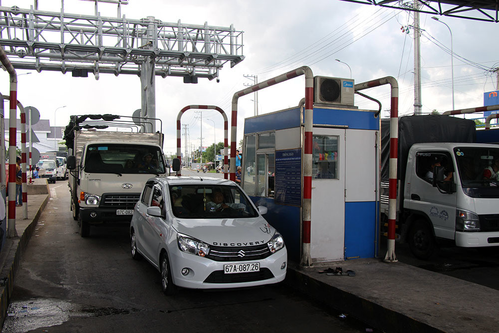 Tai xe phan ung quyet liet, BOT T2 Can Tho lien tuc xa tram