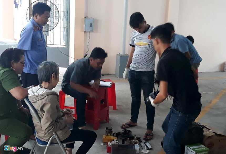 Cam xuc trai nguoc cua cha me nan nhan bi giau xac trong be tong-Hinh-2