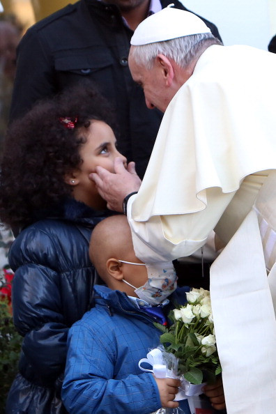 Trong một nghiên cứu được đăng tải trên Tạp chí Y khoa Mỹ, những bệnh nhân ung thư giai đoạn cuối khi đặt niềm tin vào đấng thần linh thường có thể kéo dài sự sống của mình.