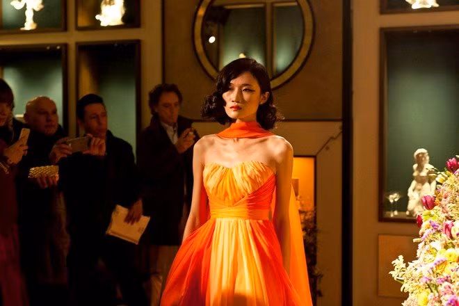 Sau khi đầu quân về công ty quản lý mẫu Ice Model tại Milan, công việc Kha Mỹ Vân tại đây cũng thuận lợi hơn rất nhiều. Theo đó, cô nhận được nhiều show chụp ảnh look book, trở thành người mẫu góp mặt ở sự kiện giới thiệu dòng xe mới do tạp chí Vogue Italy tổ chức thuộc khuôn khổ Tuần lễ thời trang Milan hồi đầu năm.